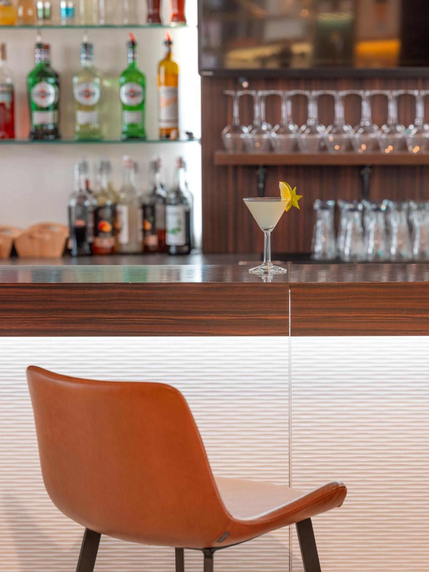 Holiday Inn Toulouse Airport By Ihg Blagnac Zewnętrze zdjęcie
