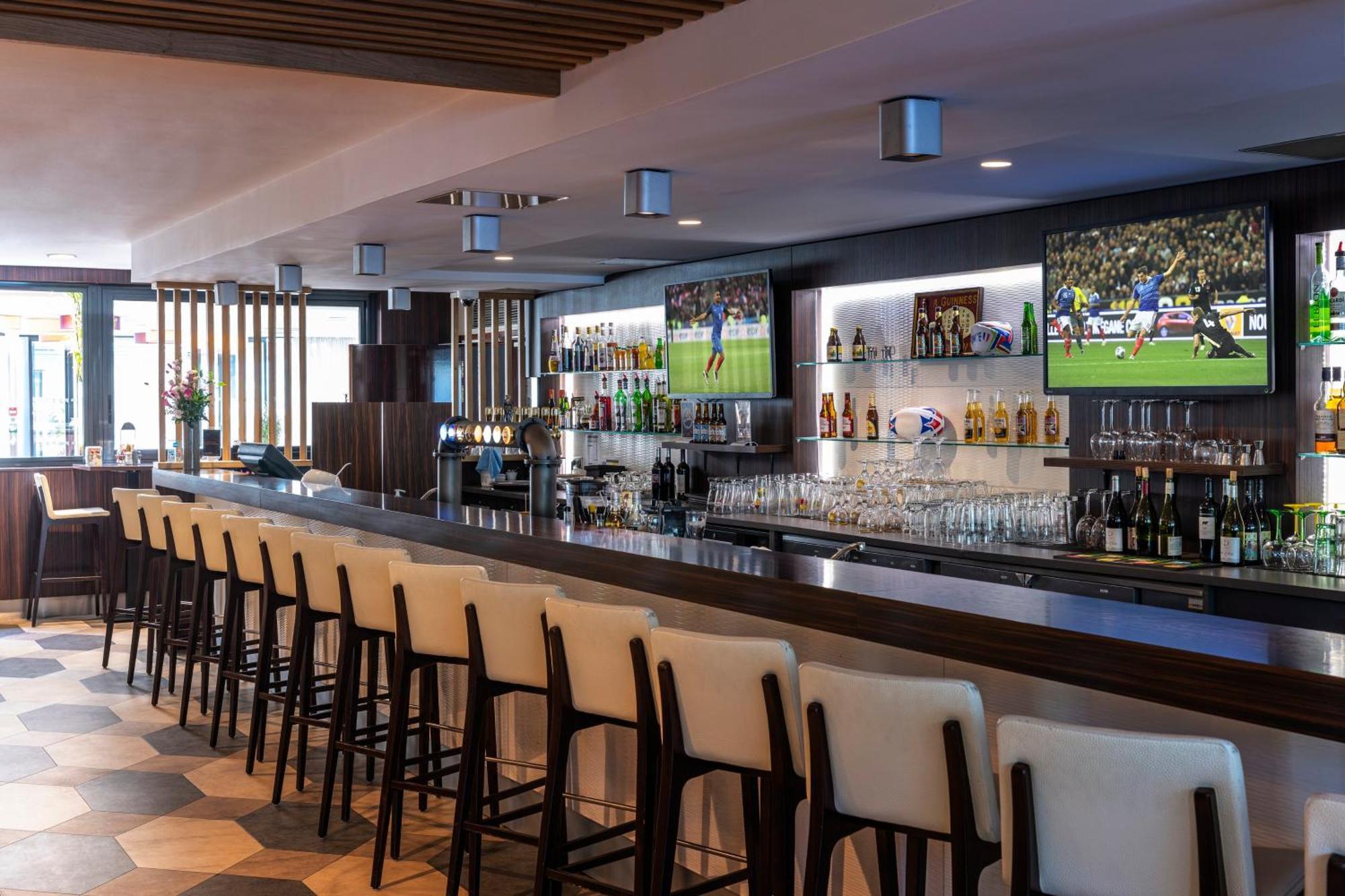 Holiday Inn Toulouse Airport By Ihg Blagnac Zewnętrze zdjęcie